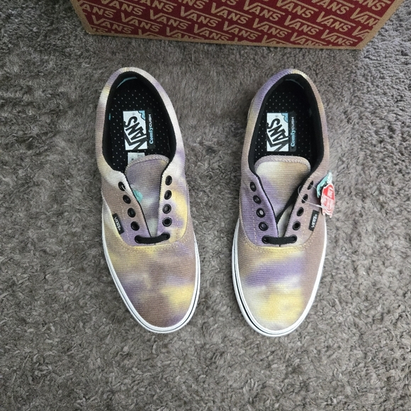 Vans Comfycush Era Women Size 10 Multicolor White Lightweight 022026 - Picture 2 of 9